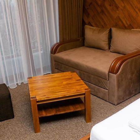 Hotel Zatyshok Swalawa Zewnętrze zdjęcie