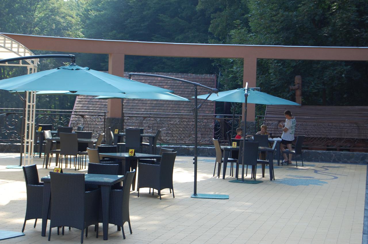 Hotel Zatyshok Swalawa Zewnętrze zdjęcie